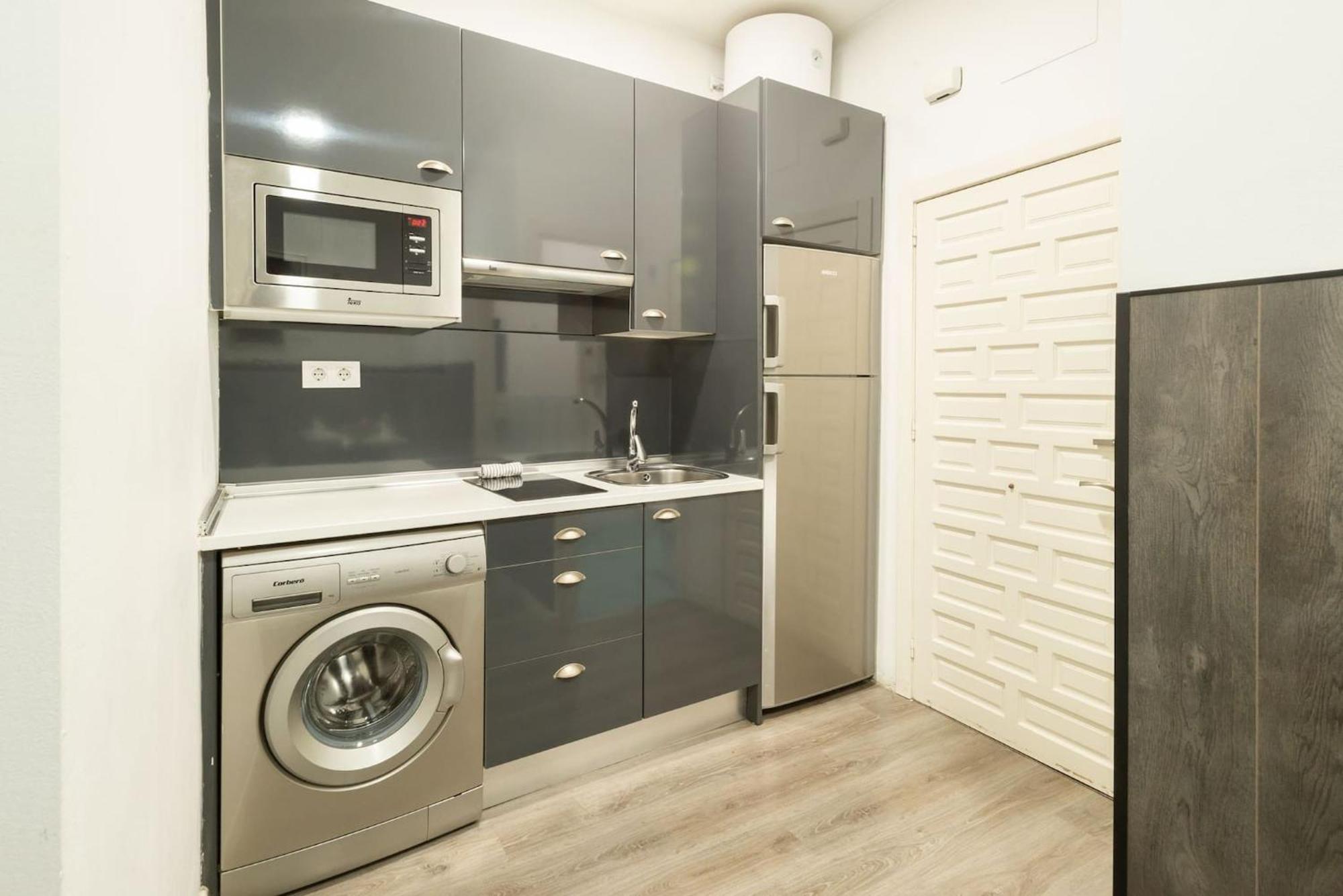 Apartamentos Day Madrid Plaza De Espana Centro Gran Via Sol Malasana Εξωτερικό φωτογραφία