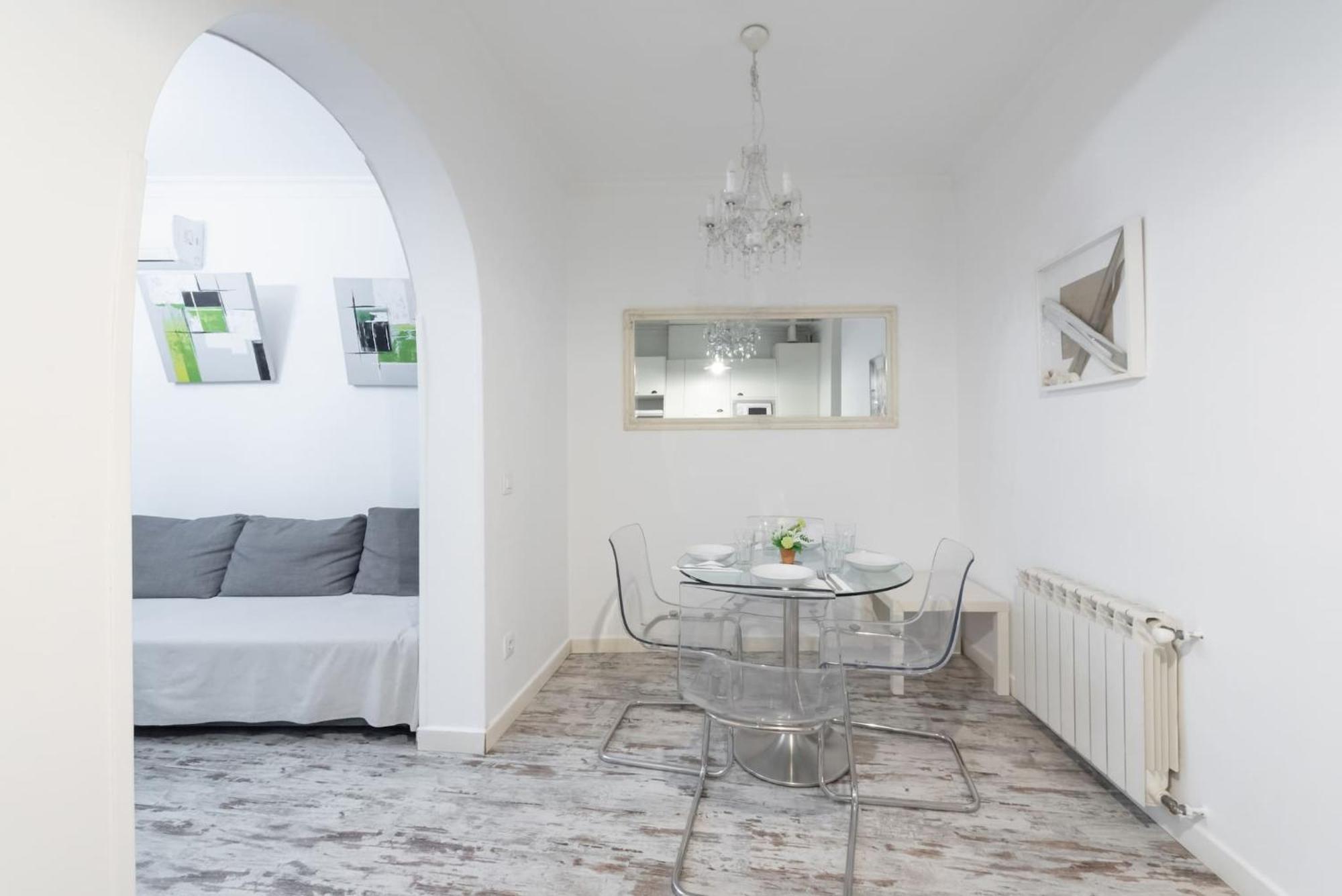 Apartamentos Day Madrid Plaza De Espana Centro Gran Via Sol Malasana Εξωτερικό φωτογραφία