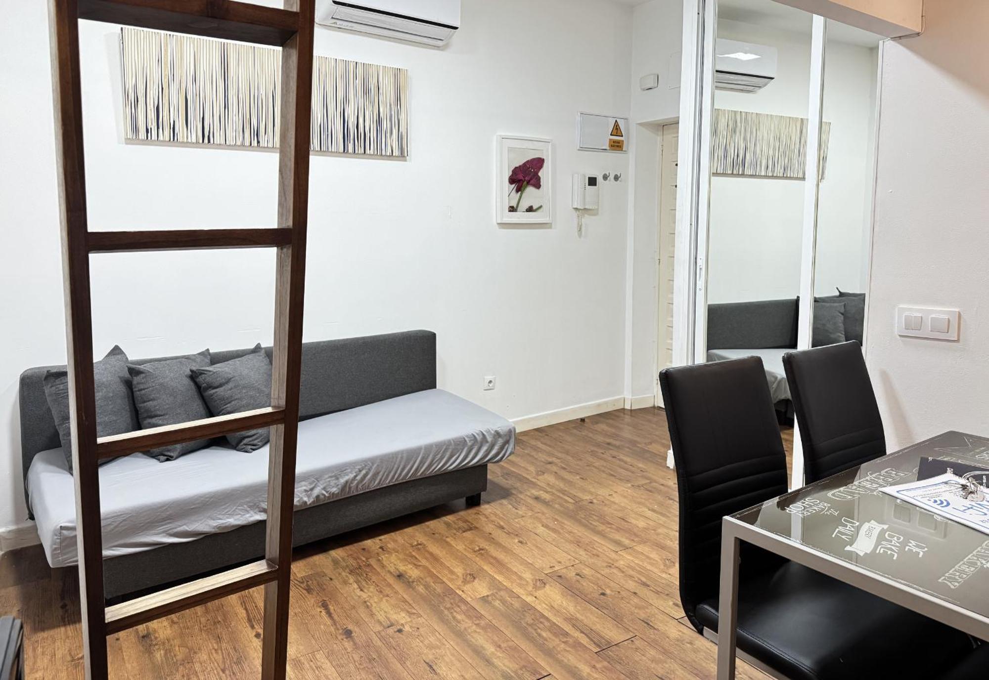 Apartamentos Day Madrid Plaza De Espana Centro Gran Via Sol Malasana Εξωτερικό φωτογραφία